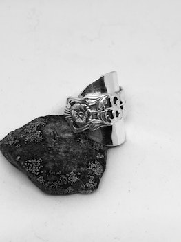 Ring 84