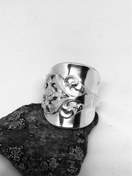 Ring 87