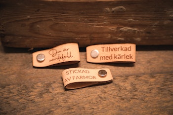 Etikett med skruvnit 5st, avlång