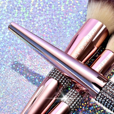 12 luksus makeup børster i sæt i en opbevaringsboks - Luxury Edition