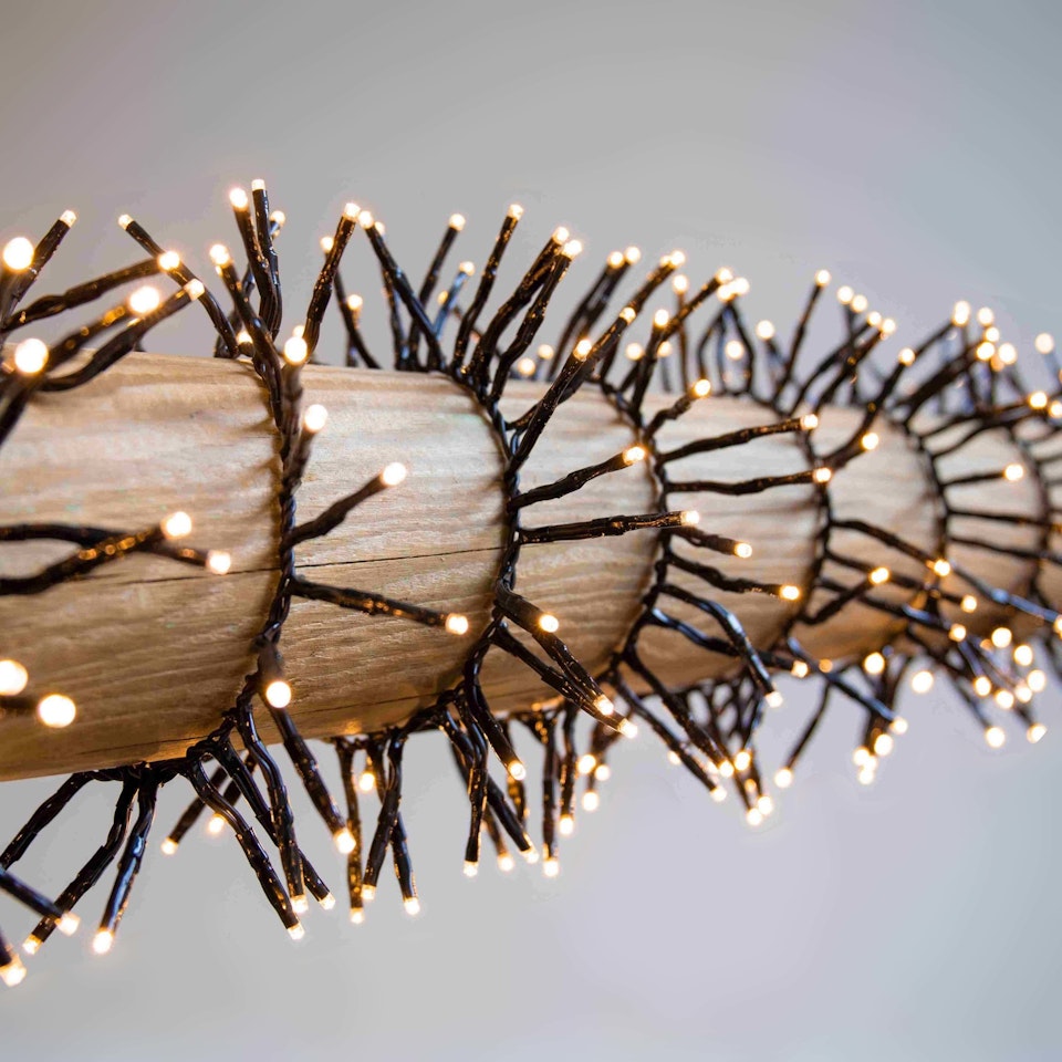 Julbelysning utomhus LED kluster ljusslinga 4,5m - 15 meter med upp till  1500 lampor - Ly.se - Smarta saker till de bästa priserna