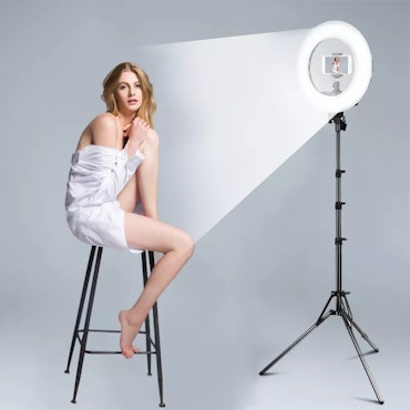 LED-ringpære med stativ til fotografering og selfies - 210 cm