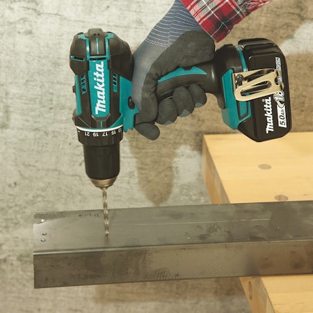 Makita DDF482Z Skruvdragare (utan batteri)