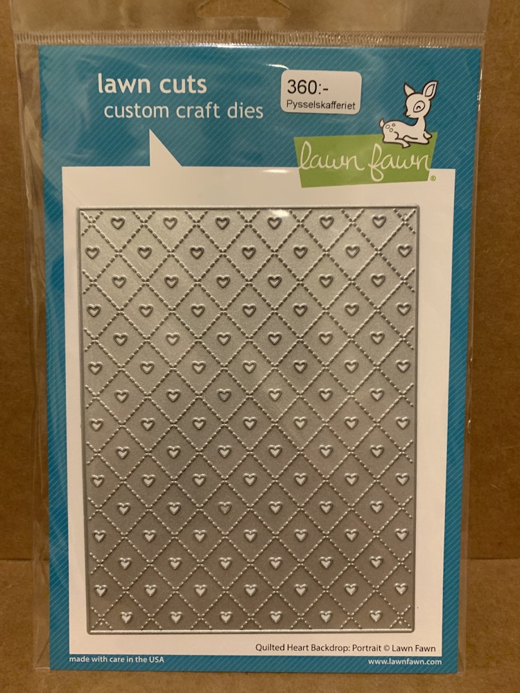 LawnFawn LF2739 Quilted Heart Backdrop