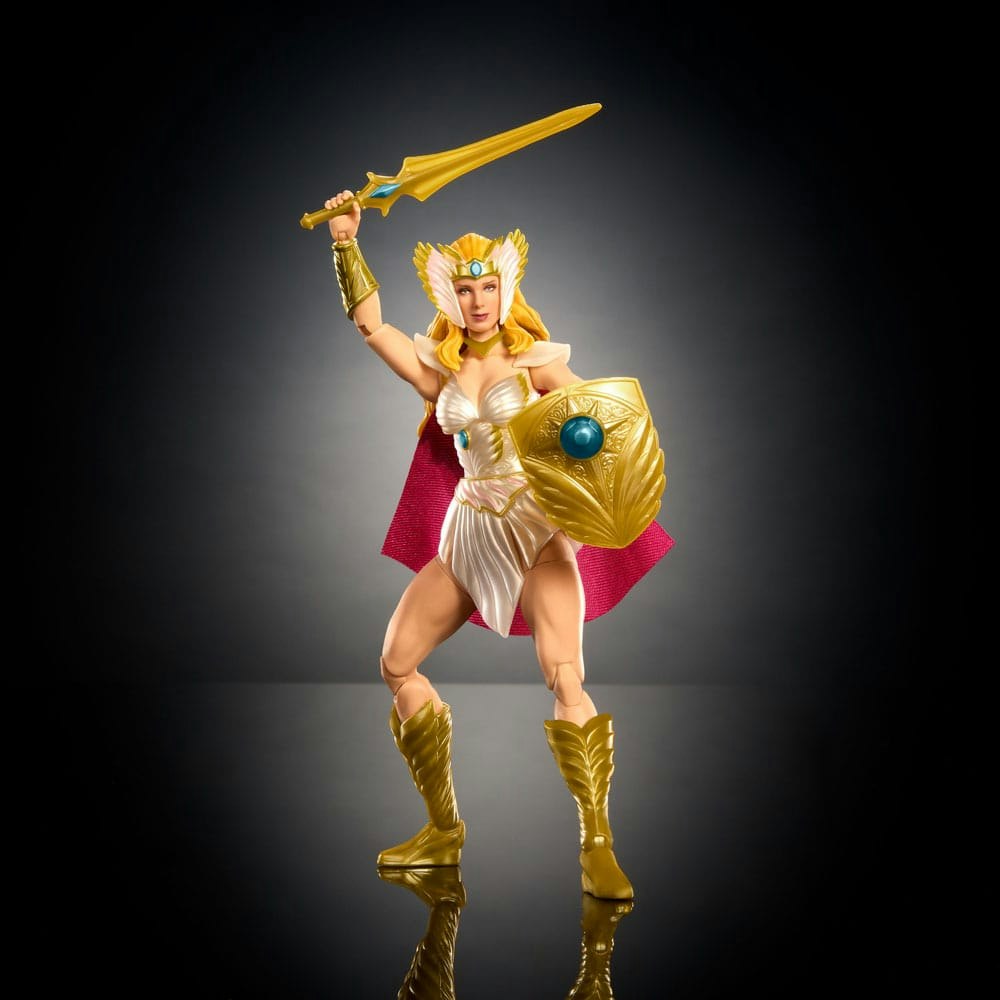 Motu Masterverse : Core New Etheria Action Figure She-Ra