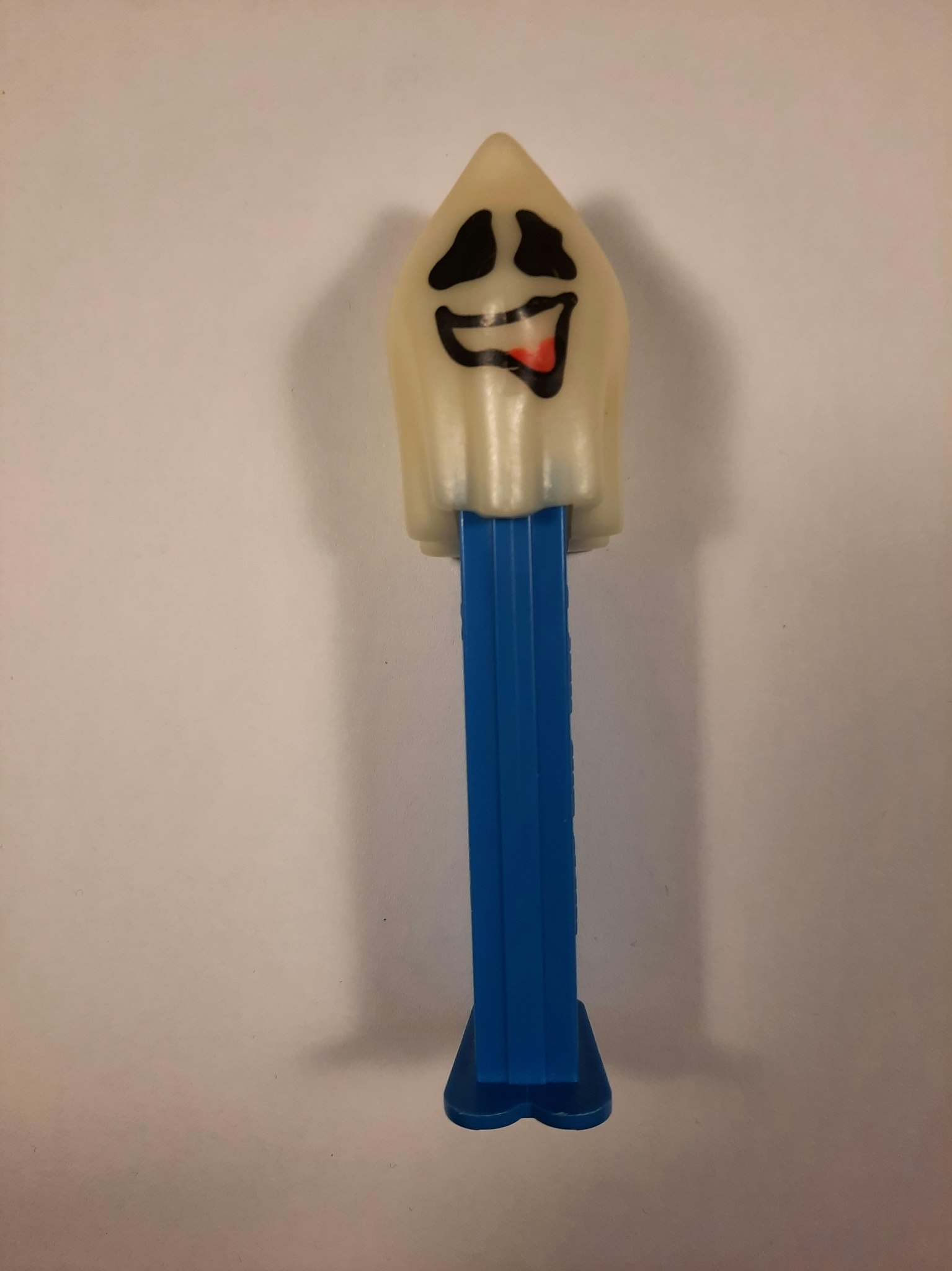 Pez dispenser - Ghost