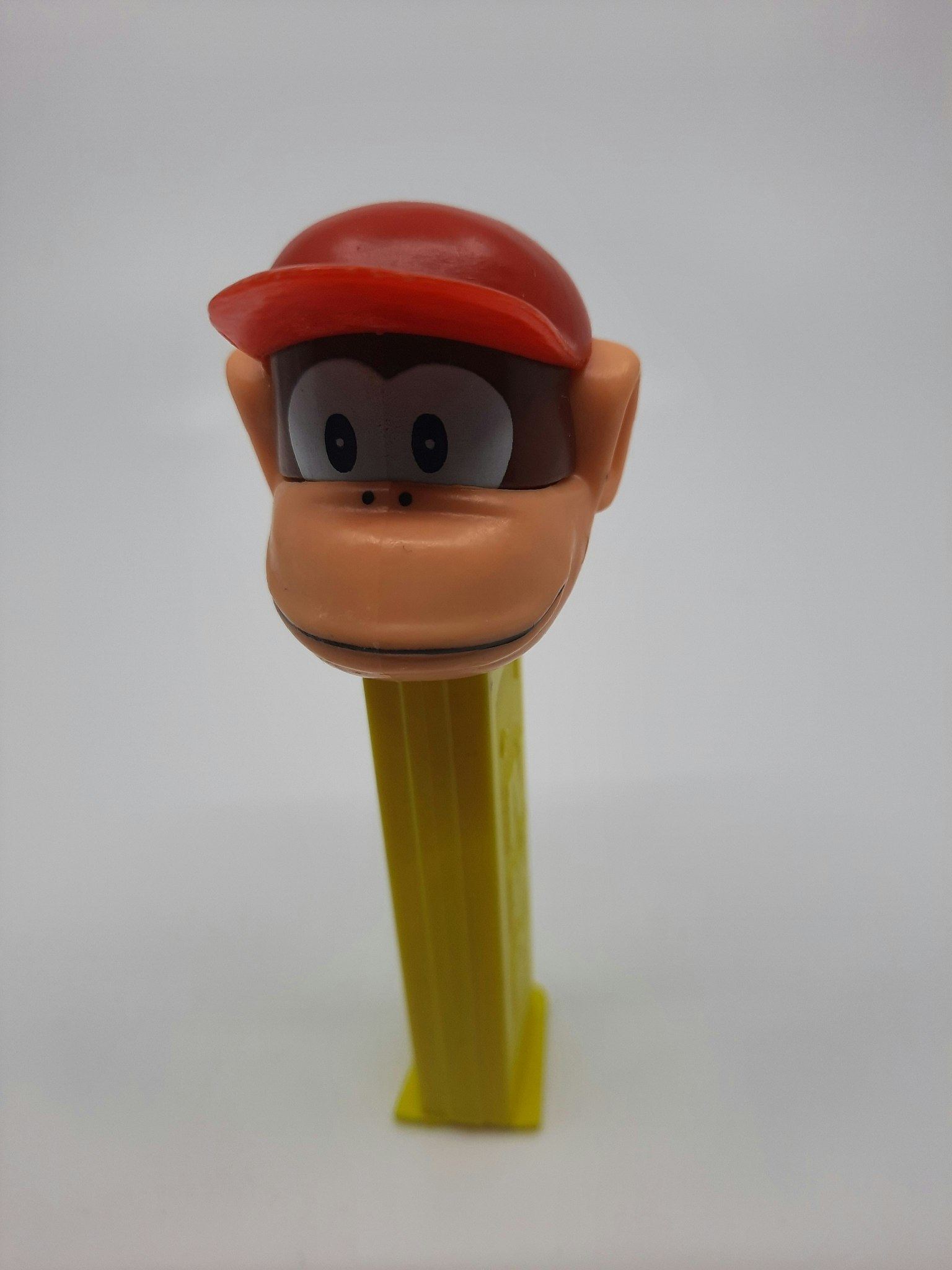 Pez dispenser - Diddy Kong / Nintendo (Skadet)
