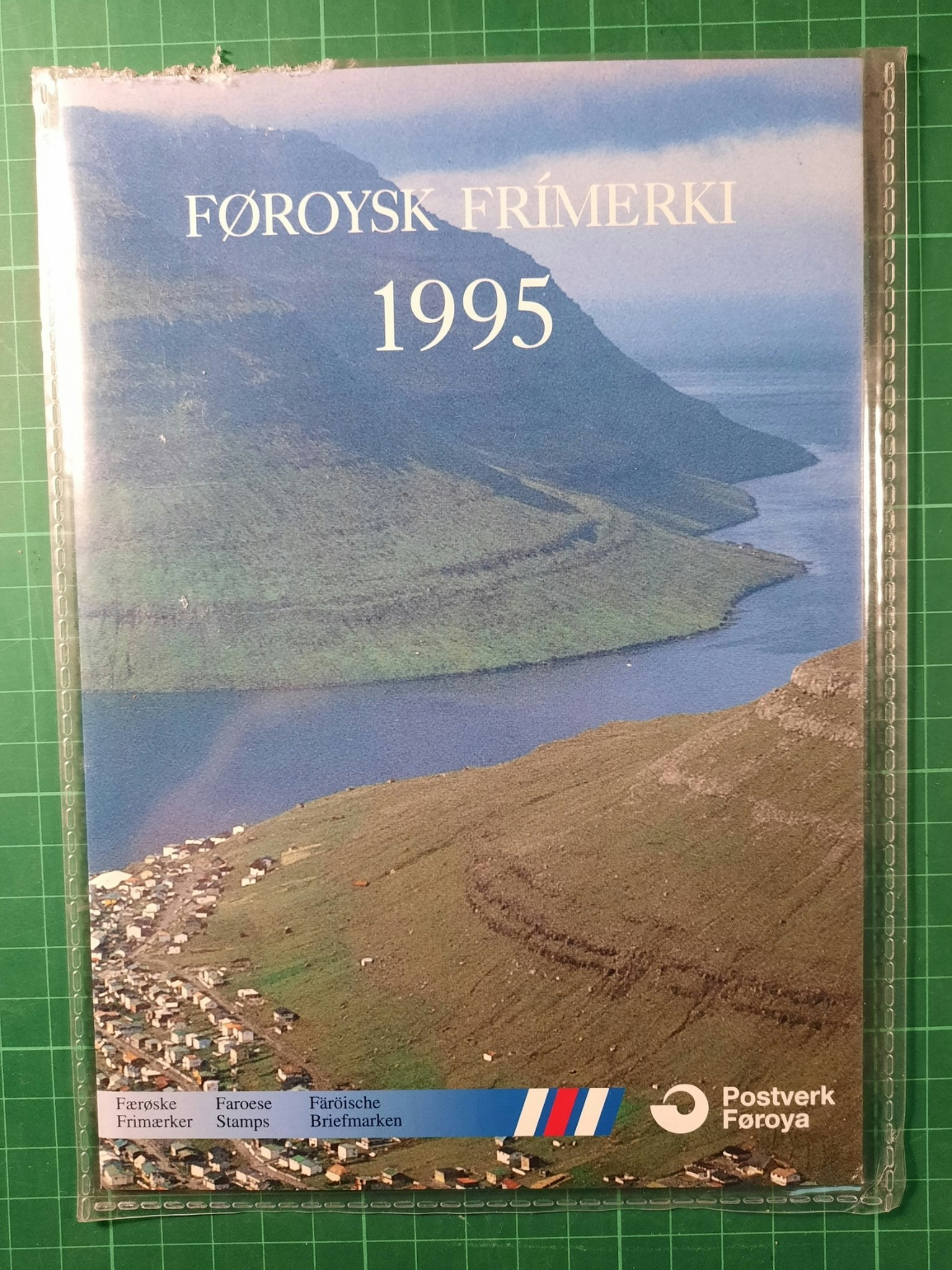 Færøyene Årssett 1995 (skadet etui)