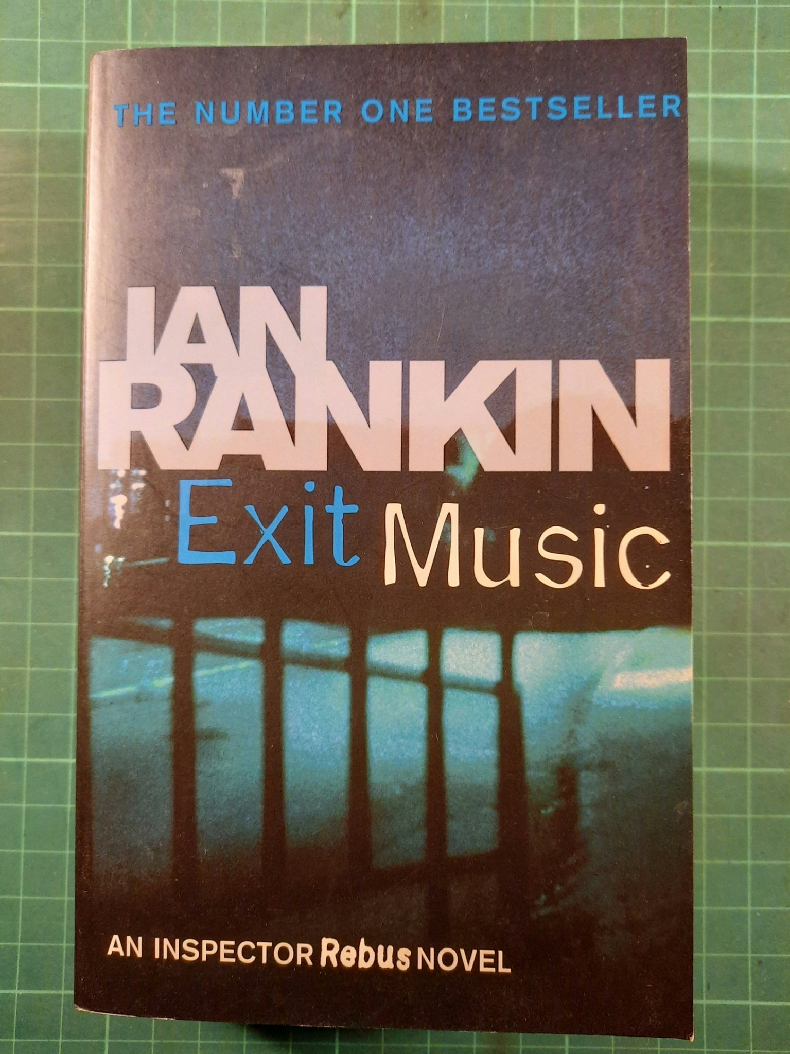 Ian Rankin : Exit music