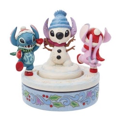 Snowy Shenanigans (Stitch & Angel with Snowman Rotating Figurine) Reservasjon