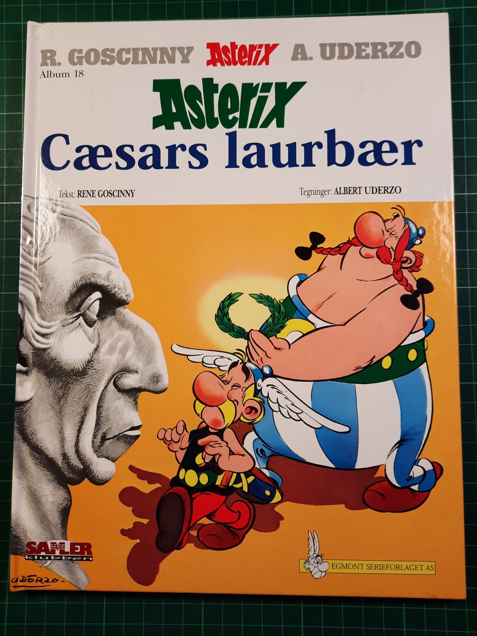 Asterix Cæsars laurbær