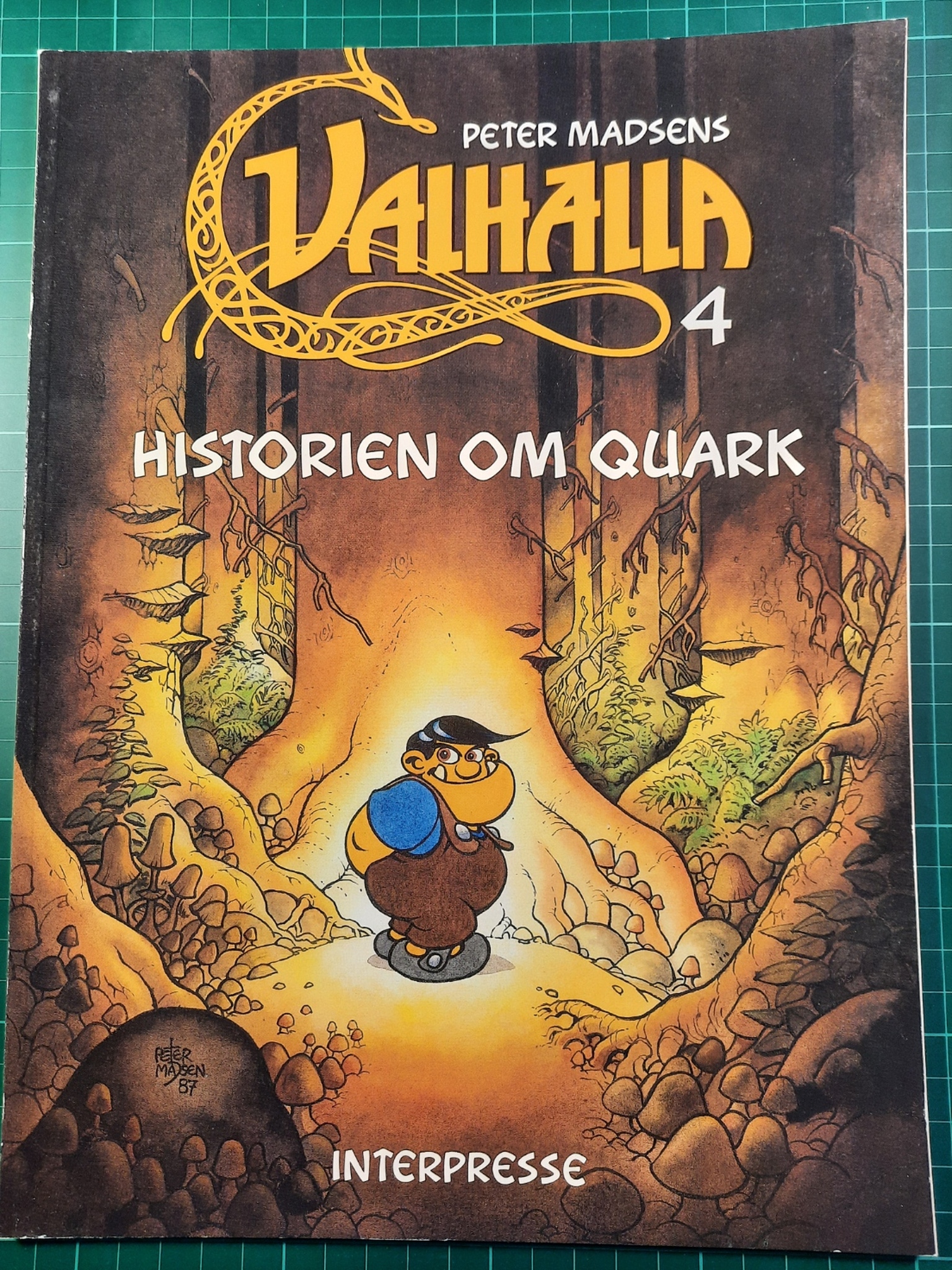 Valhalla 04  ( Dansk utgave )