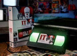 IT Rewind VHS Lampe