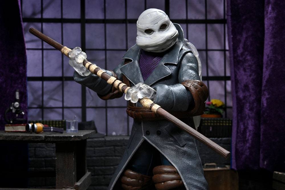 Universal Monsters : Donatello as The Invisible Man 18 cm