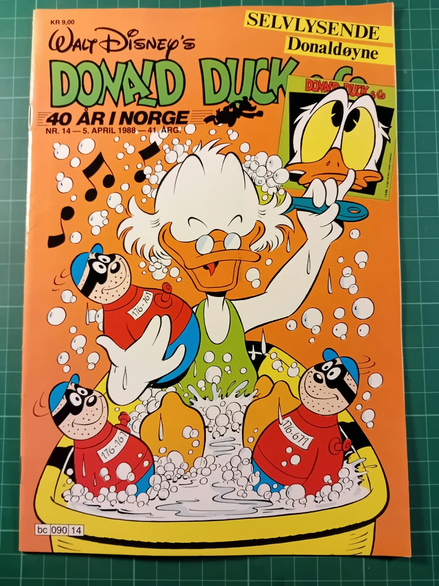 Donald Duck & Co 1988 - 14 m/klistremerke