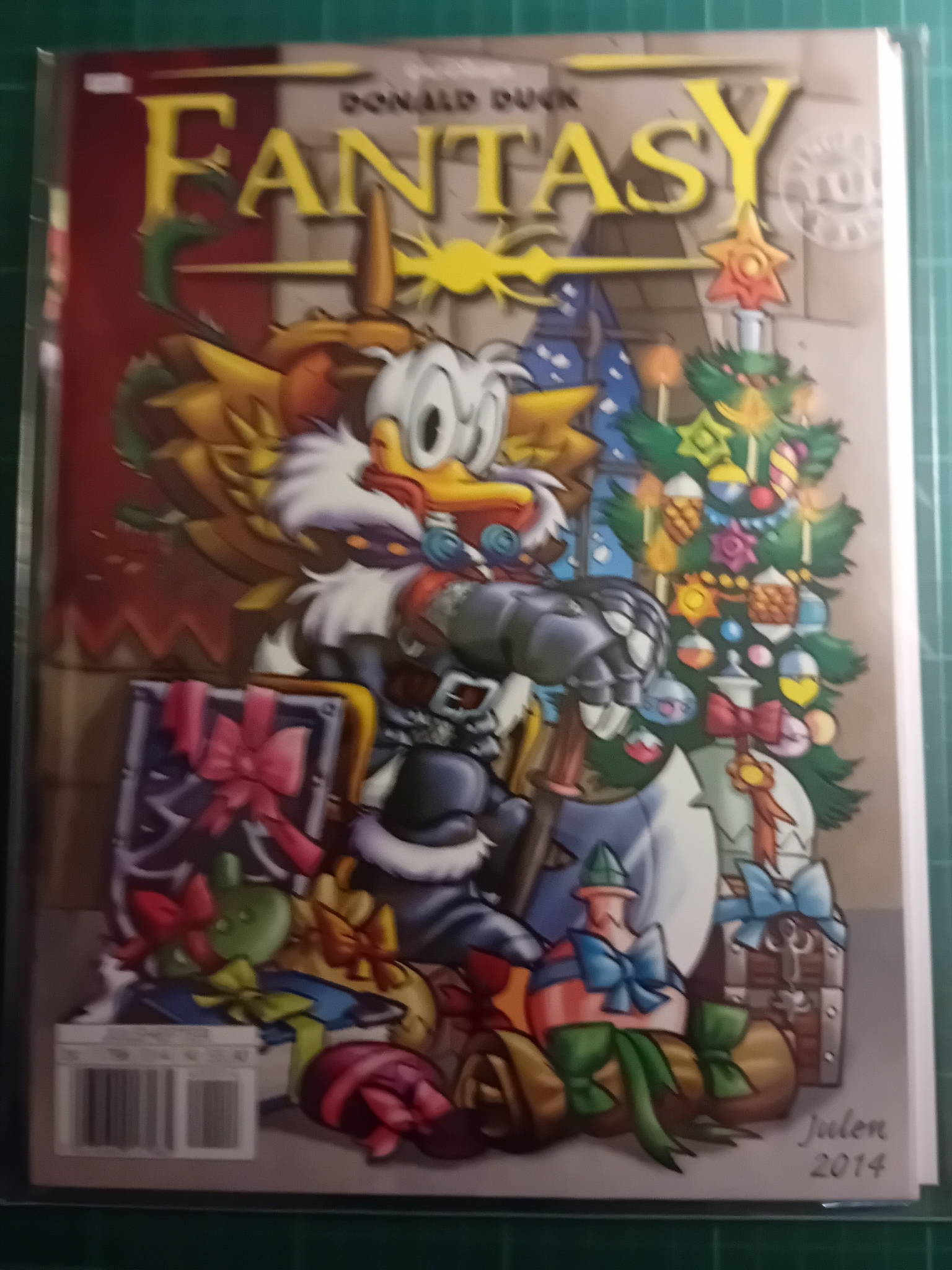 Donald Duck Fantasy julen 2014 m/plastlomme og bakark