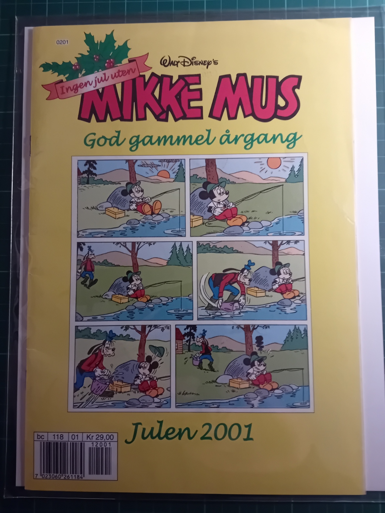 Mikke Mus God gammel årgang 2001 m/plastlomme og bakark