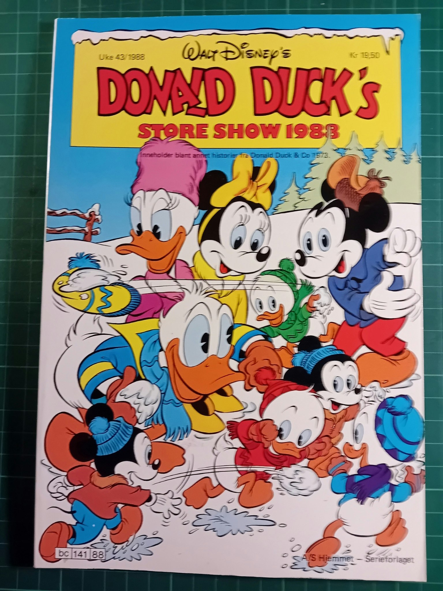 Donald Ducks 1988 Store show