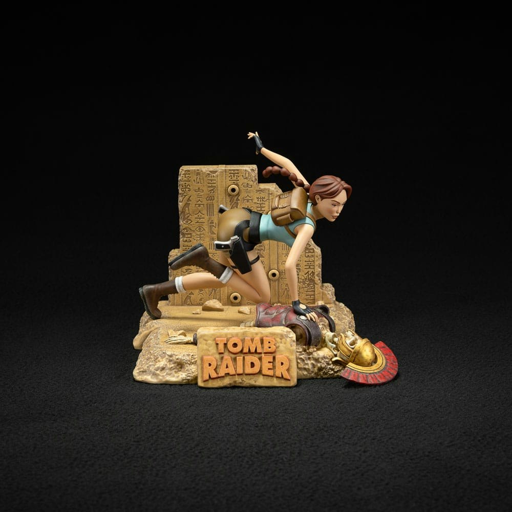 Tomb Raider 1996 PVC Statue Lara Croft Classic Era 17 cm (Totalpris 995,-)