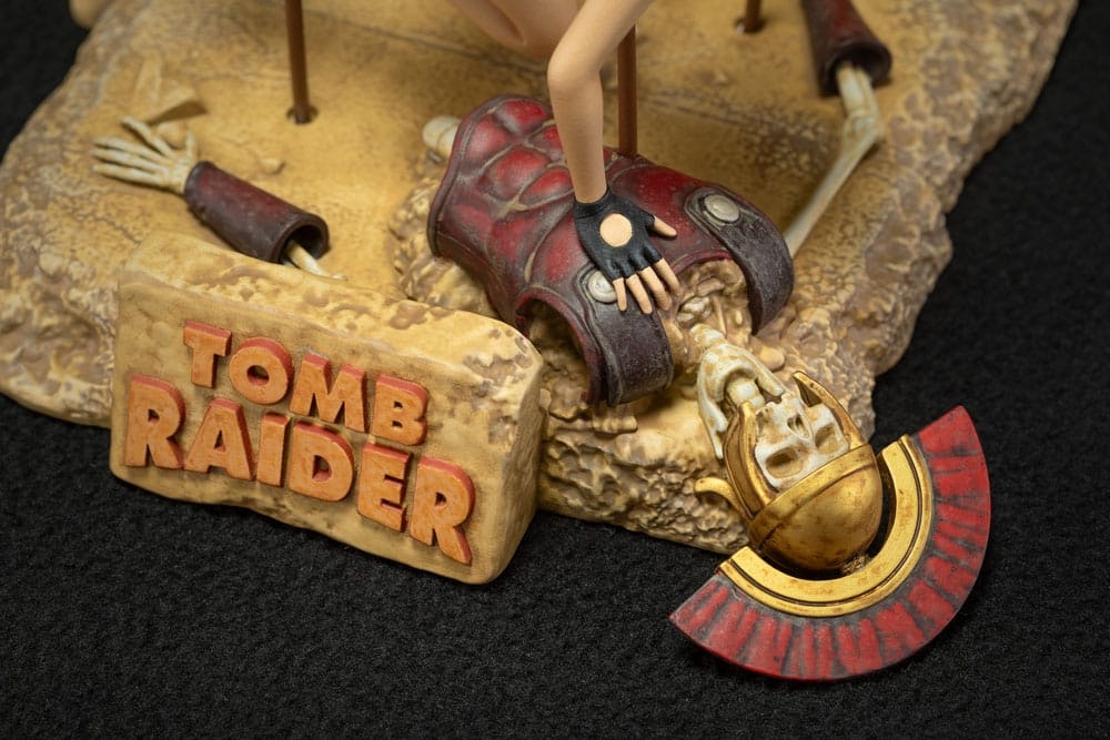Tomb Raider 1996 PVC Statue Lara Croft Classic Era 17 cm (Totalpris 995,-)