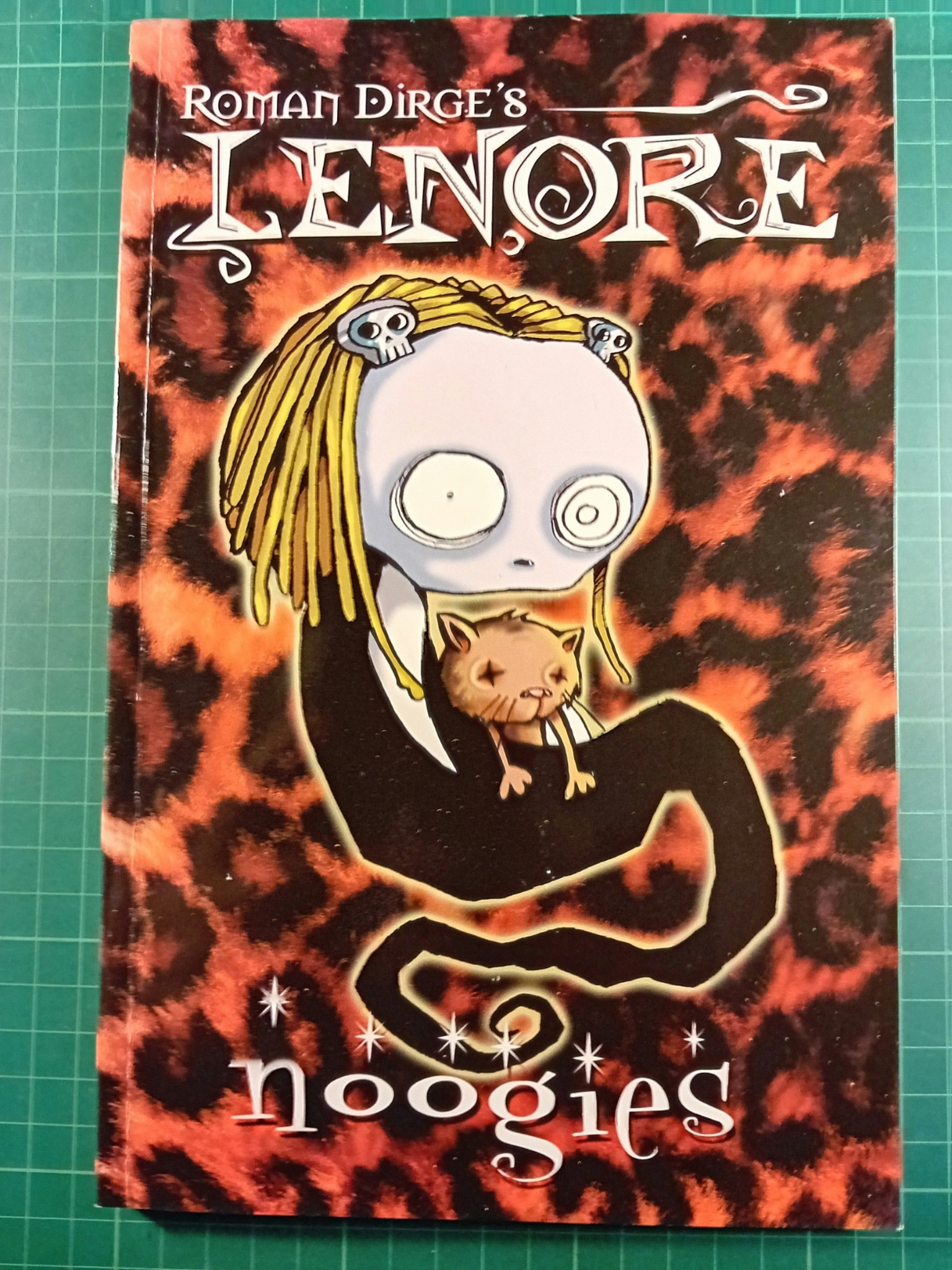 Lenore Noogies - Collecting Lenore Issues 1-4