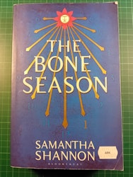 Samanthe Shannon : The bone season 467 sider