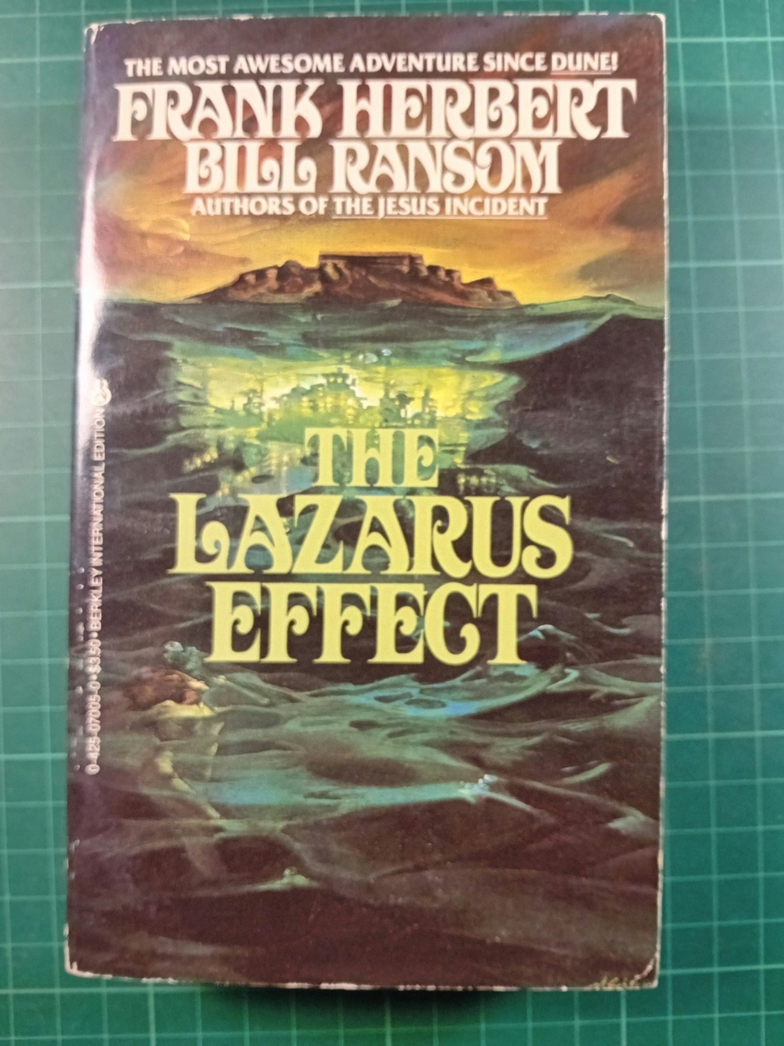 Frank Herbert : The Lazarus effect