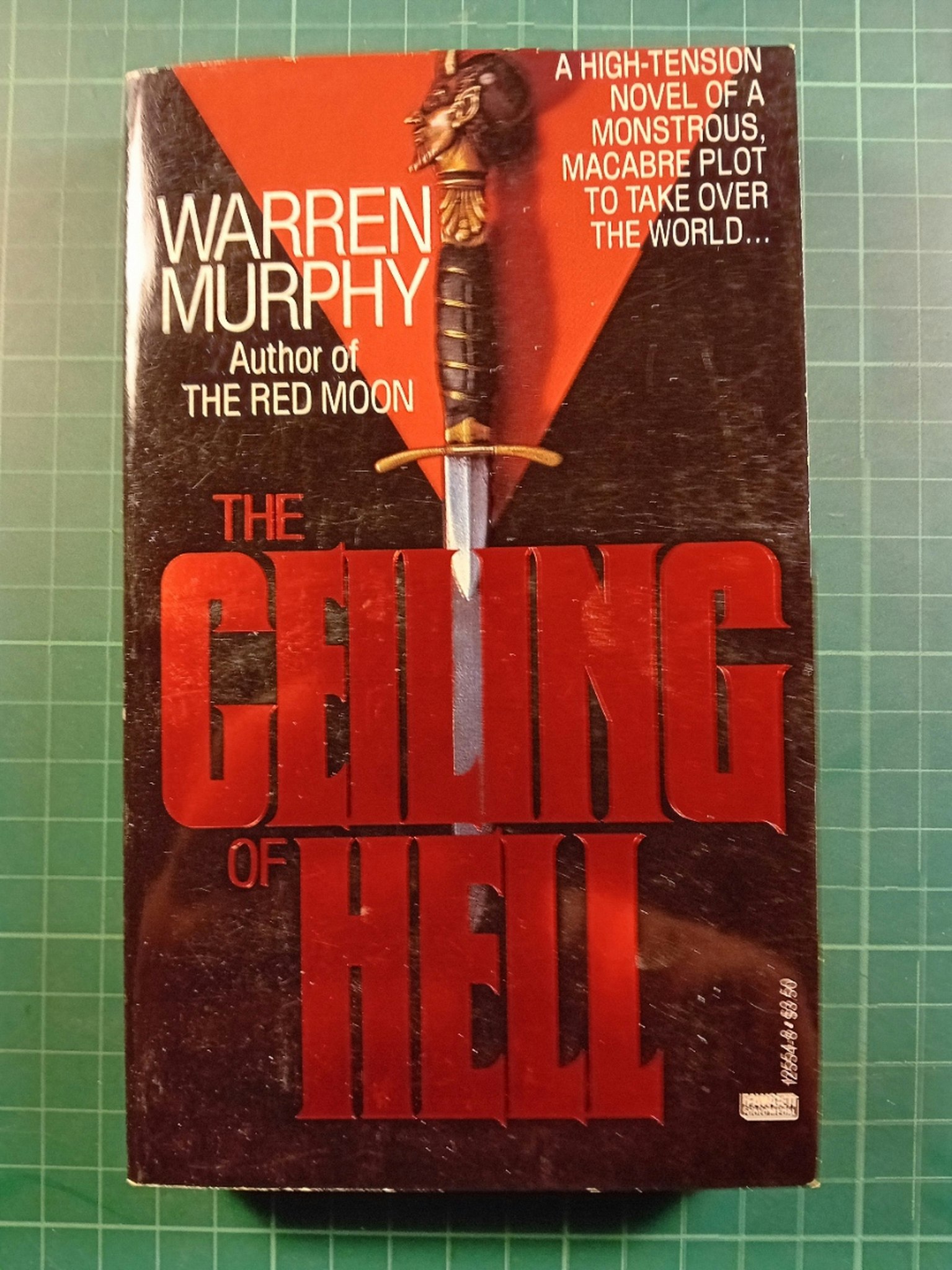 Warren Murphy : The ceiling of hell