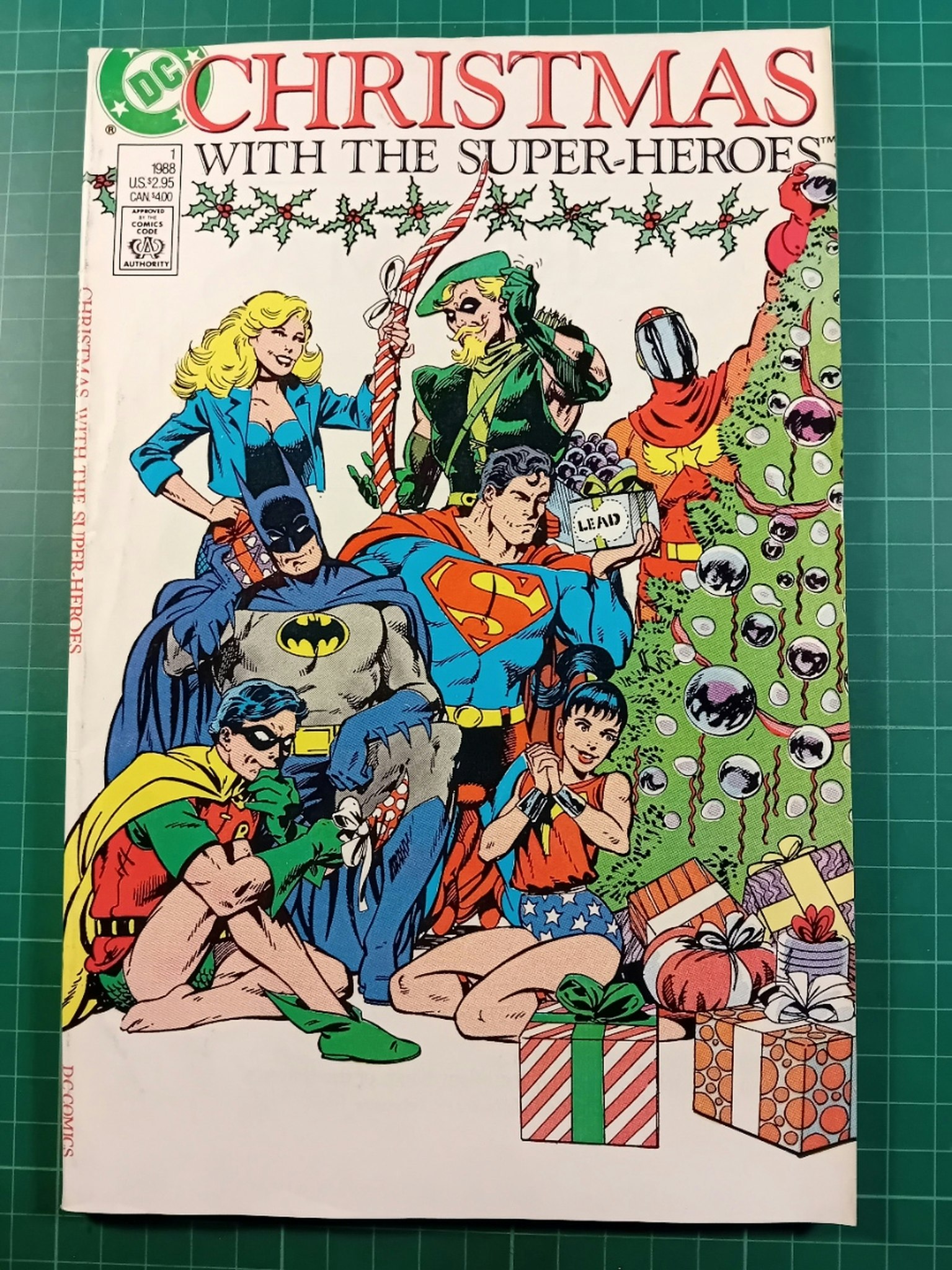 Christmas with the super-heroes #01