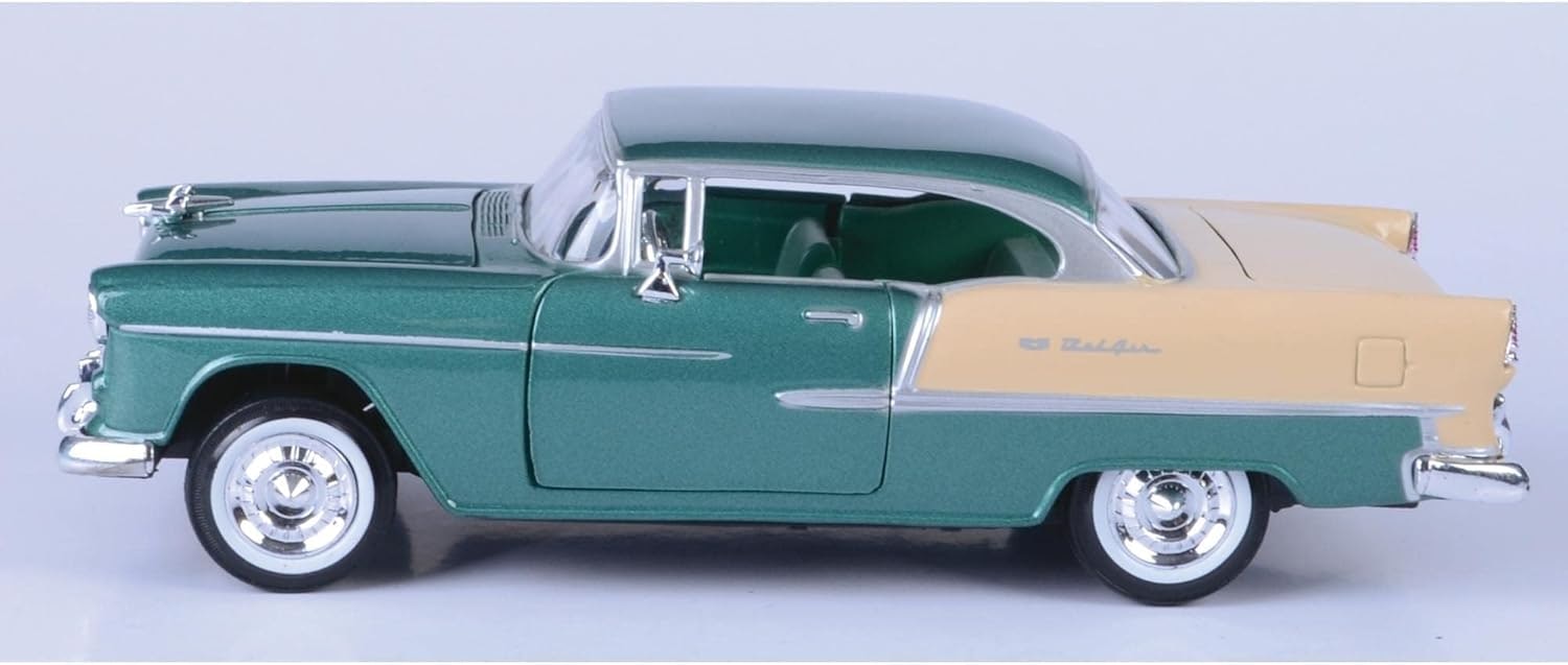 American Classic : Chevrolet Bel Air 1955 Grønn 1:24