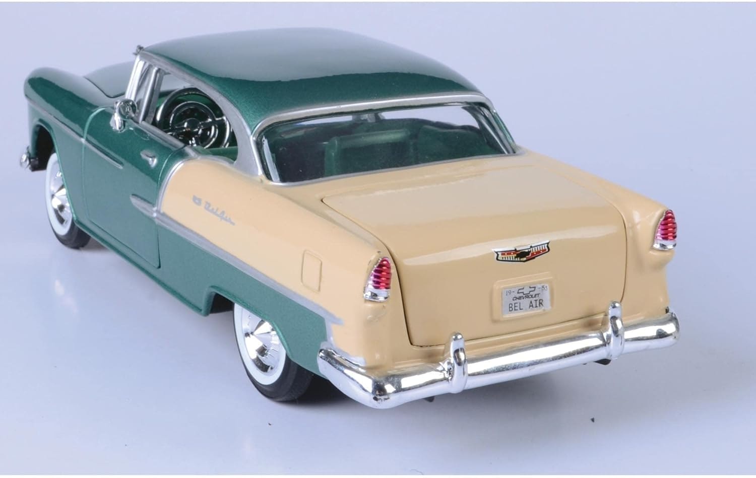 American Classic : Chevrolet Bel Air 1955 Grønn 1:24