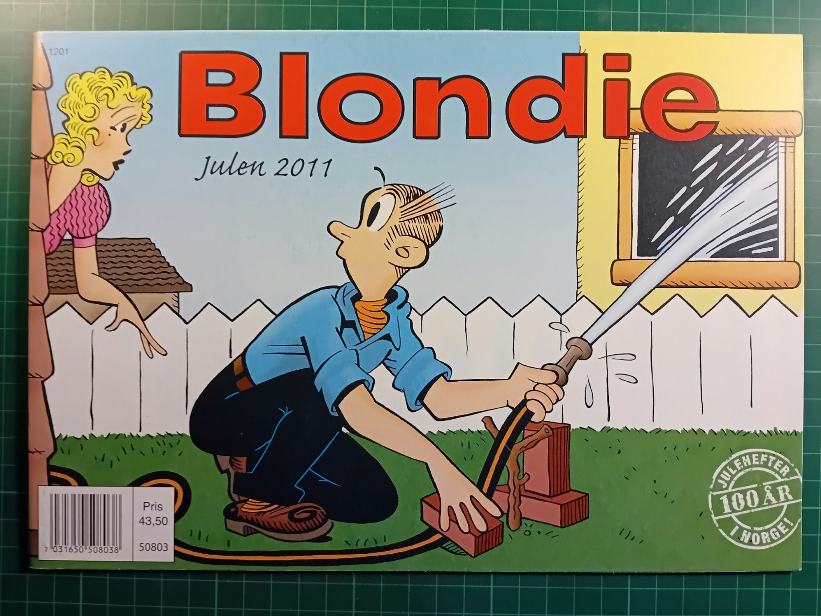 Blondie Julen 2011