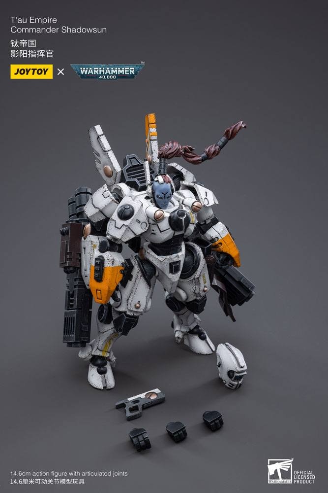 Warhammer 40k Action Figure 1/18 T'au Empire Commander Shadowsun 15 cm (Totalpris 998,-)