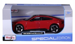 Audi RS E-Tron GT 2022 1:24