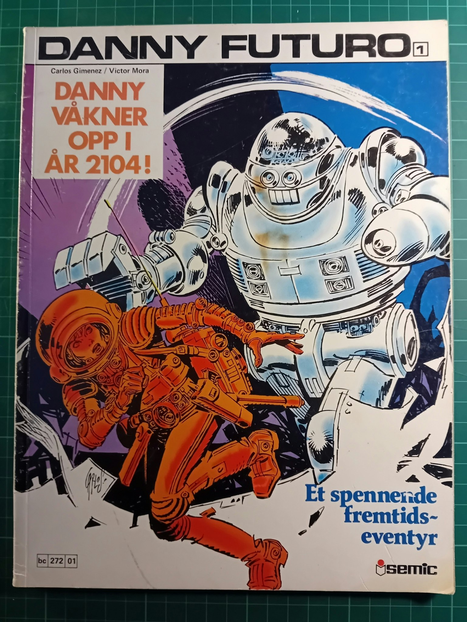 Danny Futuro 1 : Danny våkner opp i år 2014