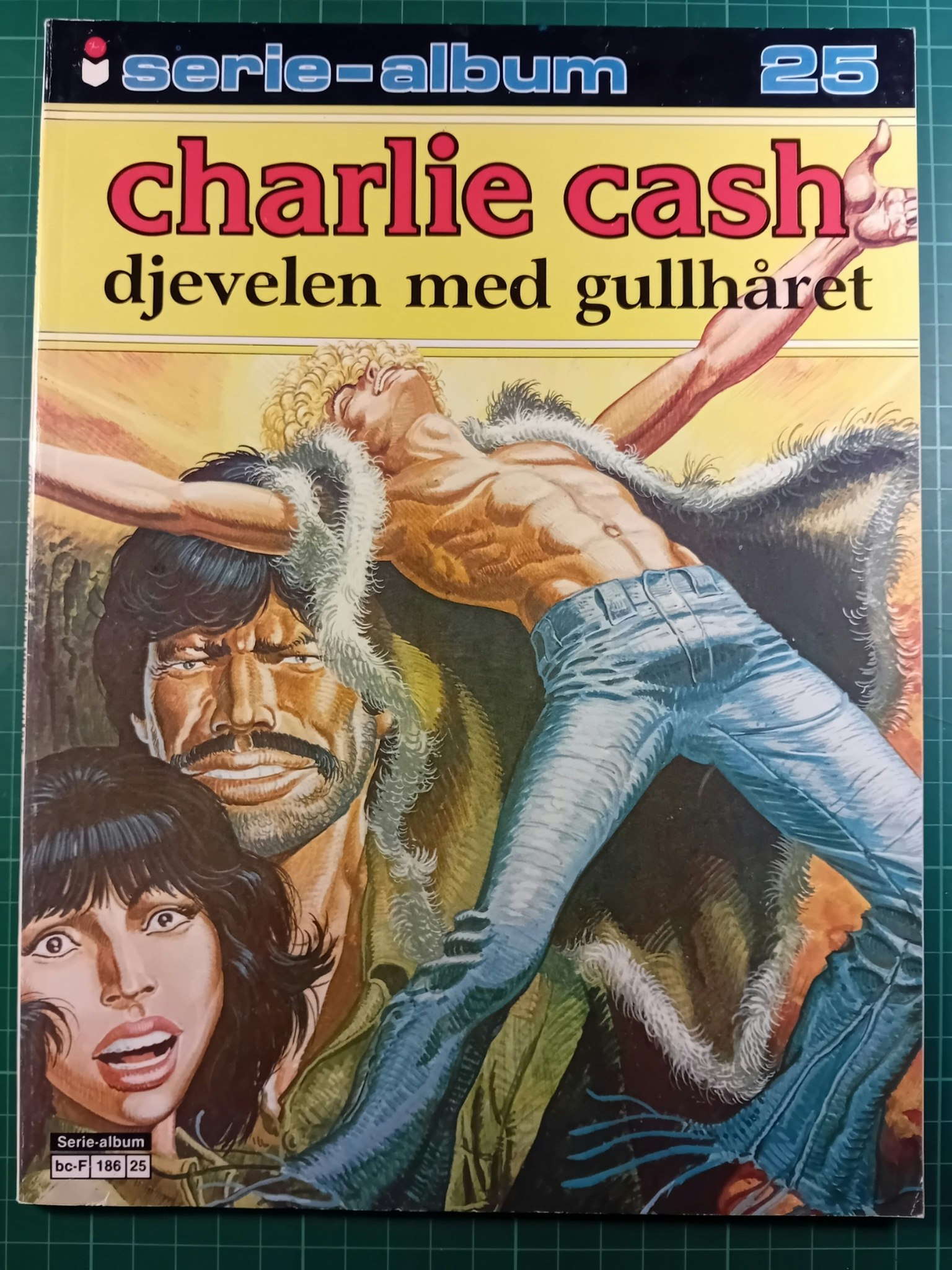 Serie-album 25 Charlie Cash