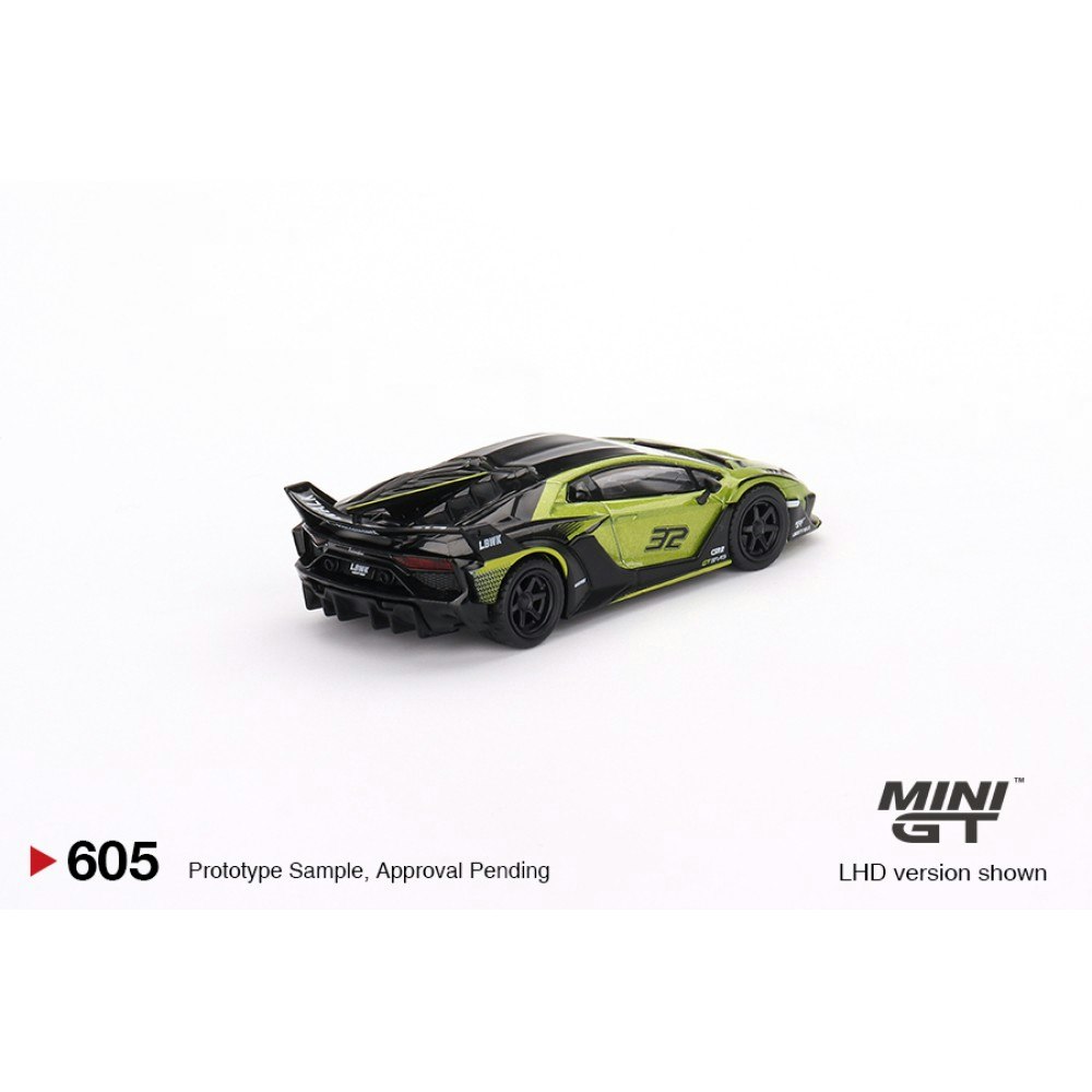 MINI GT 1:64 Lamborghini LB-Silhouette Works Aventador GT EVO Lime.