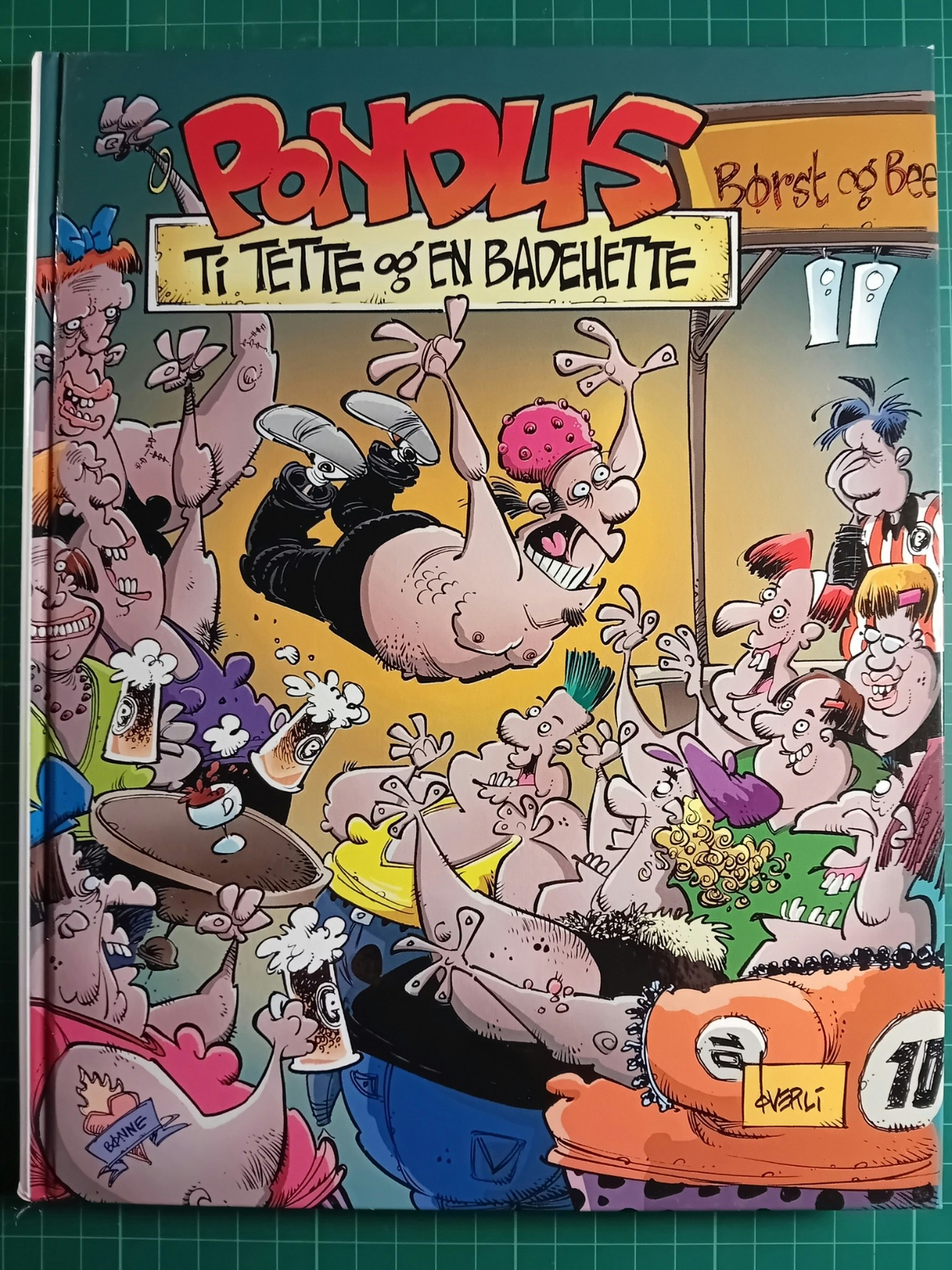 Pondus bok 10 Ti tette og en badehette