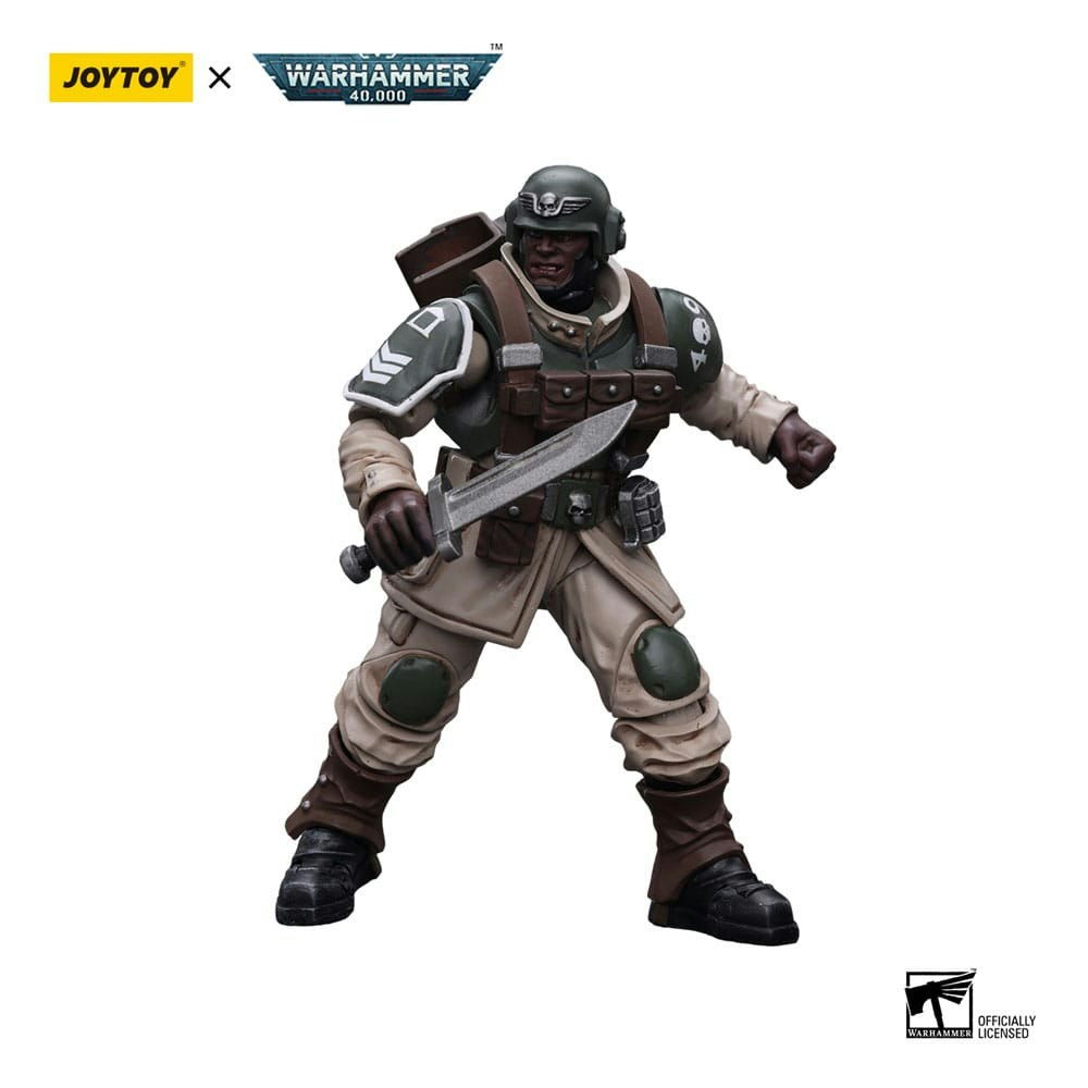 Warhammer 40k Action Figure 1/18 Astra Militarum Cadian Command Squad Veteran with Regimental Standard 12 cm (Totalpris 649,-)