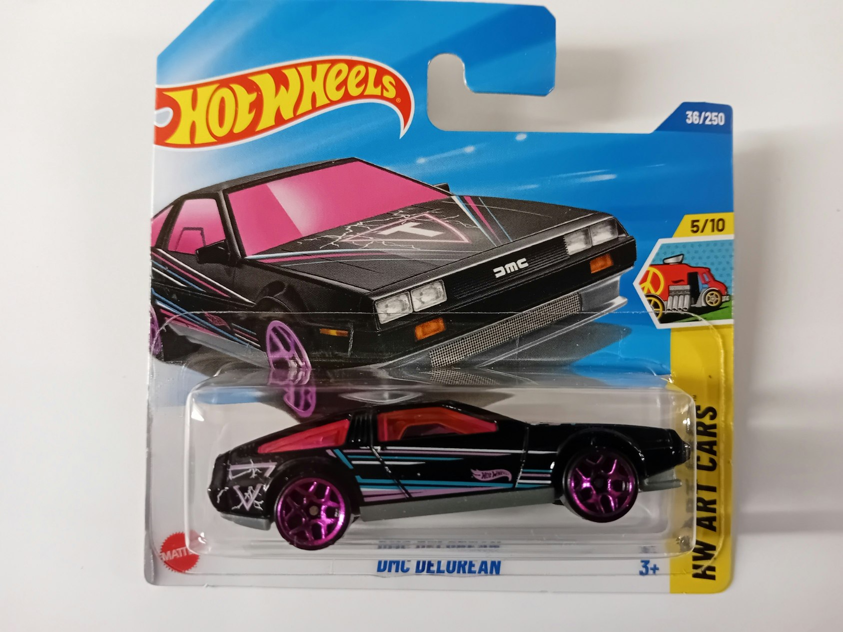 DMC DeLorean sort #036