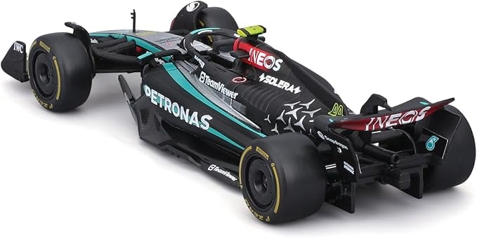 F1 AMG Petronas F1W15 1:43