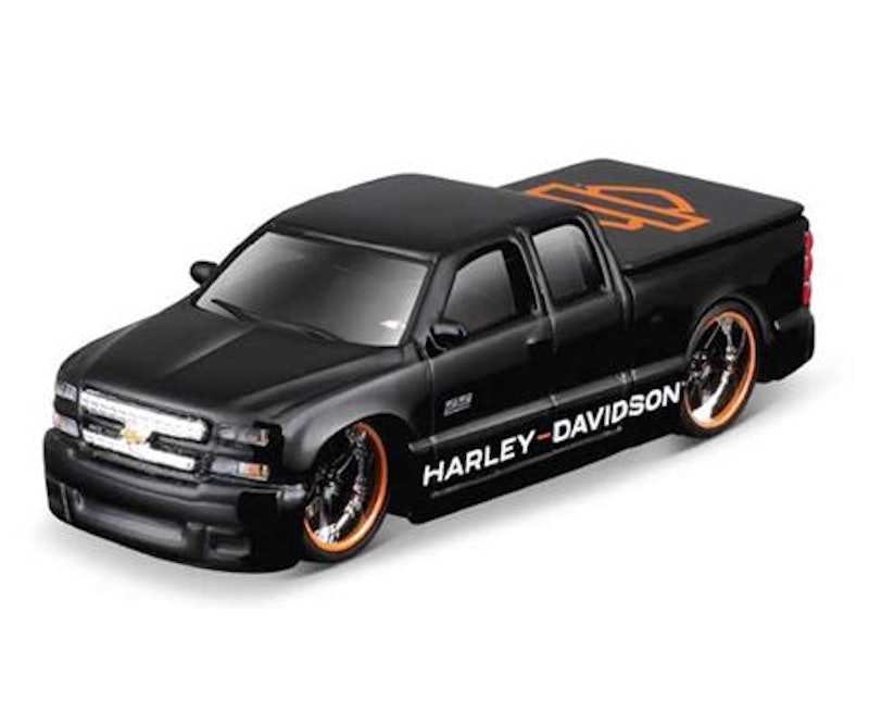 Harley-Davidson 1:64 Chevrolet Silverado SS 2004