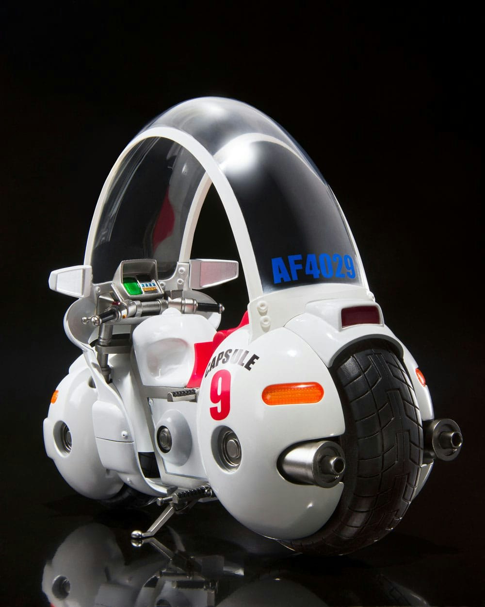 Dragon Ball S.H. Figuarts Vehicle with Figure Bulma's Motorcycle Hoipoi Capsule No. 9 17 cm (totalpris 899,-)