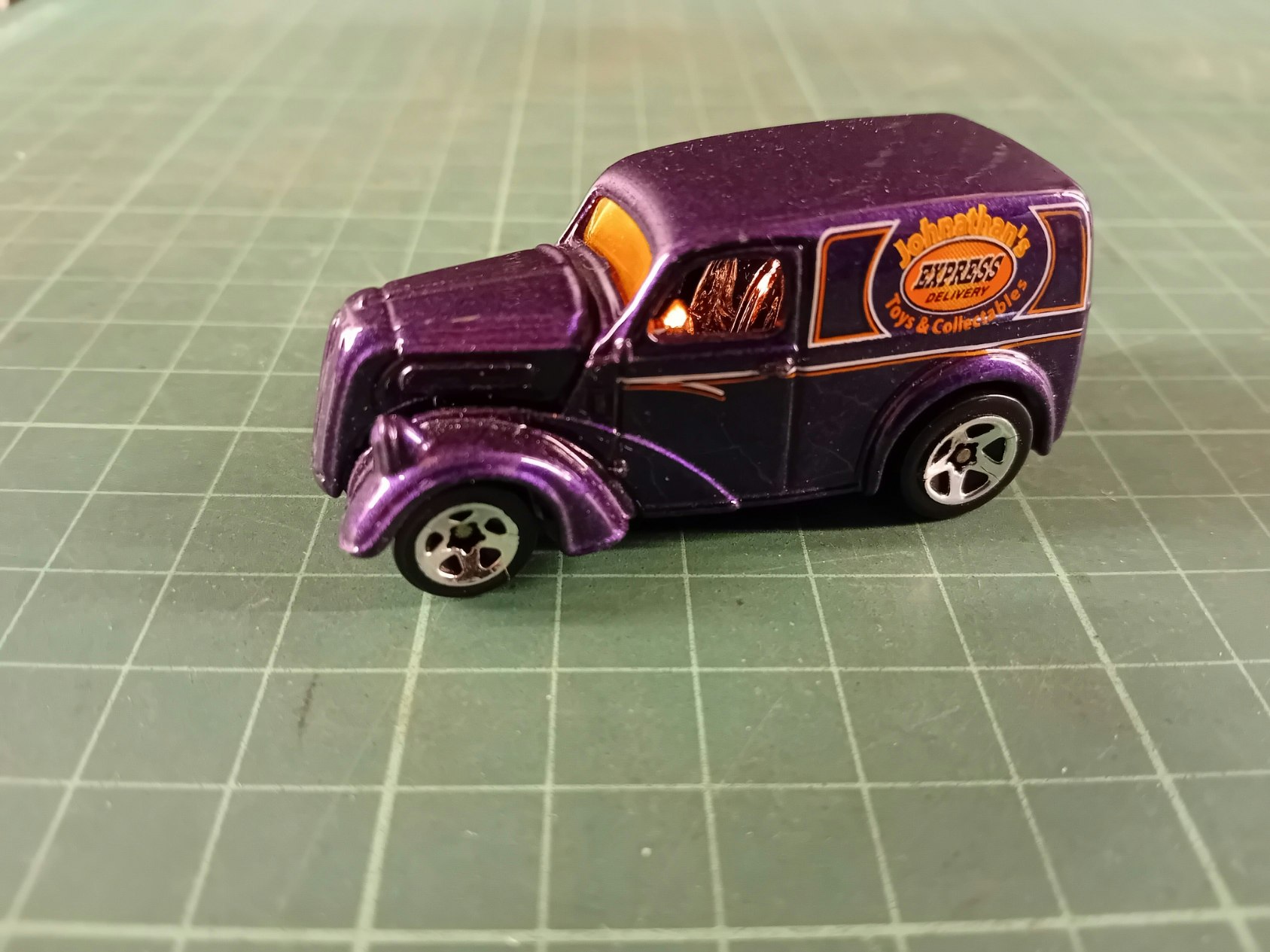 Hot Wheels Anglia Panel Truck