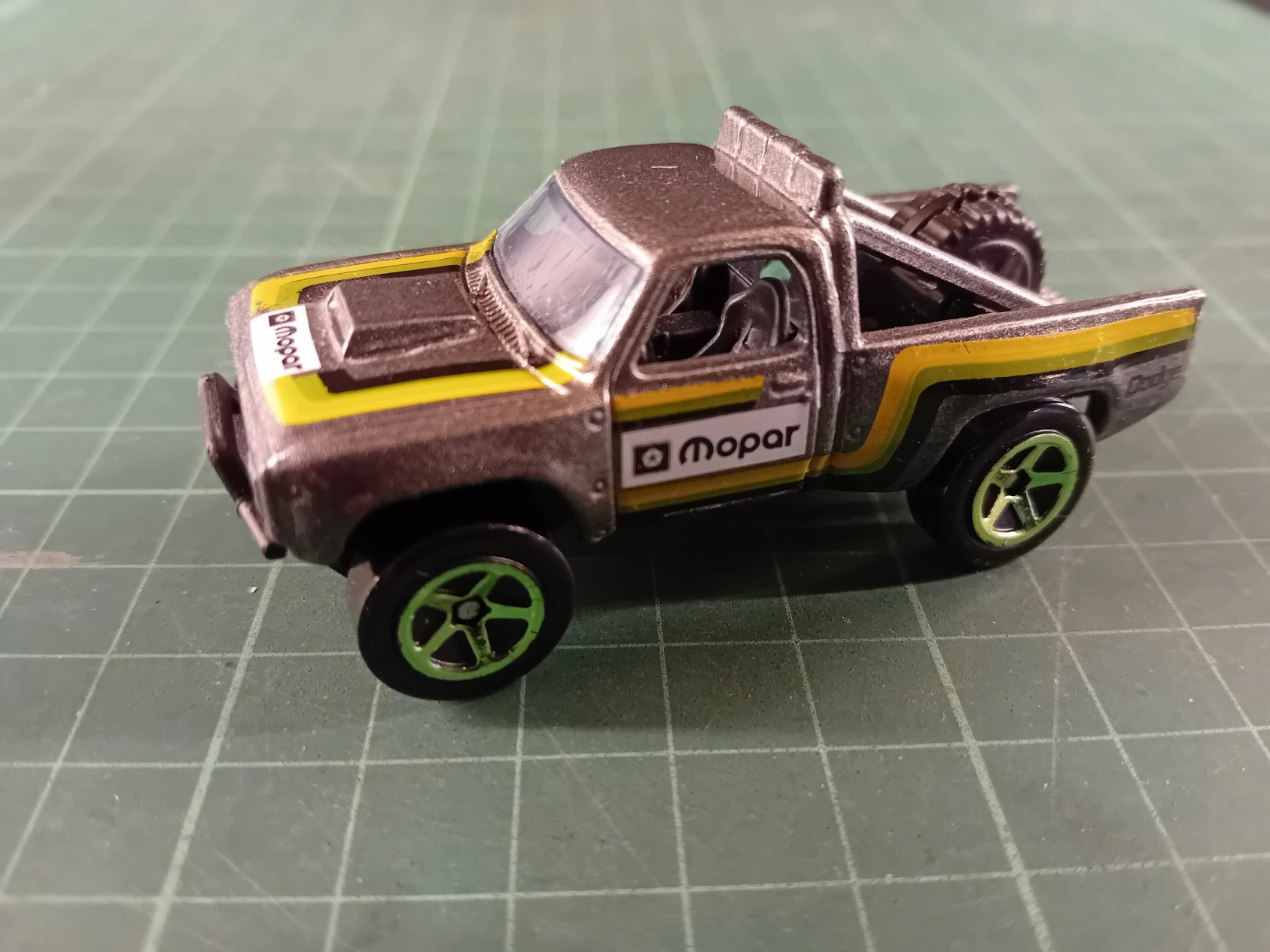 Hot Wheels Dodge D100 1987
