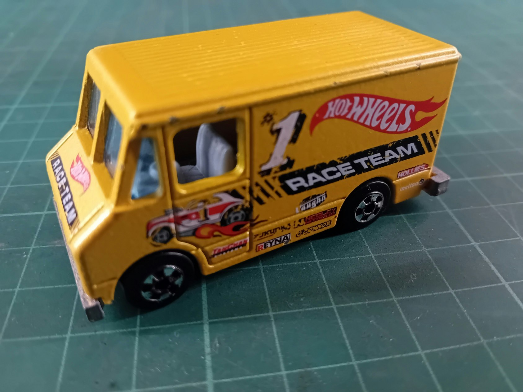 Hot Wheels Race team Panel Van