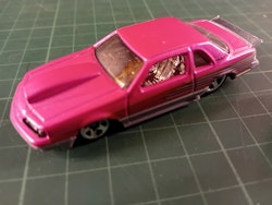 Hot Wheels Ford T-Bird 1988