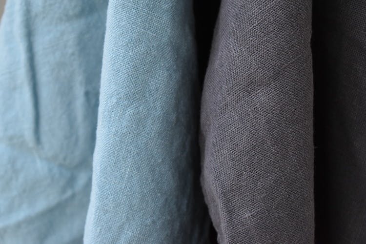Kökshandduk i 100% linne petrolblå tillverkad i Sverige