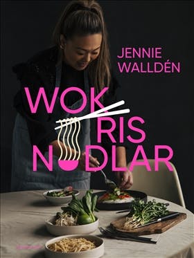 Wok ris nudlar av Jennie Walldén