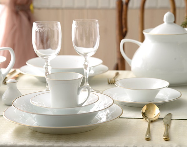 Lumio Gold middagsservis - 107 deler!